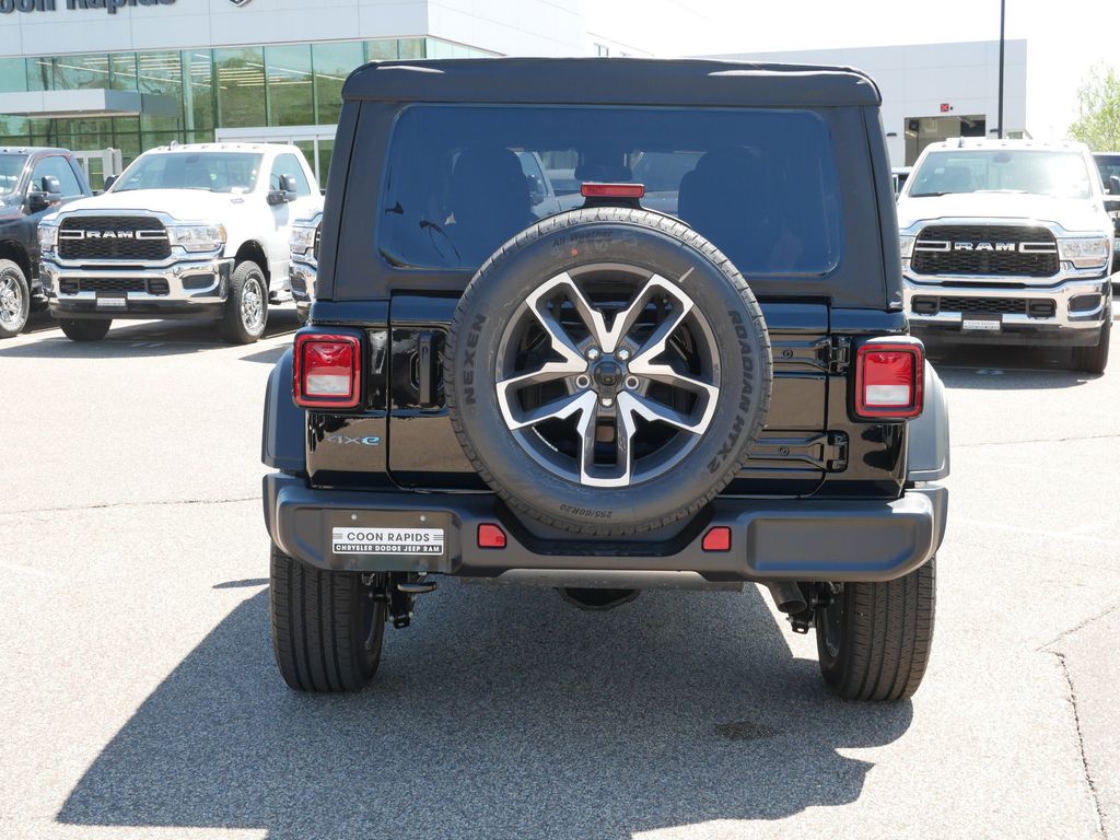 2025 Jeep Wrangler Sport 4xe 10