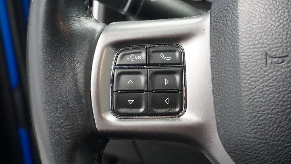 Thumbnail: 2022 RAM 1500 Classic - 37