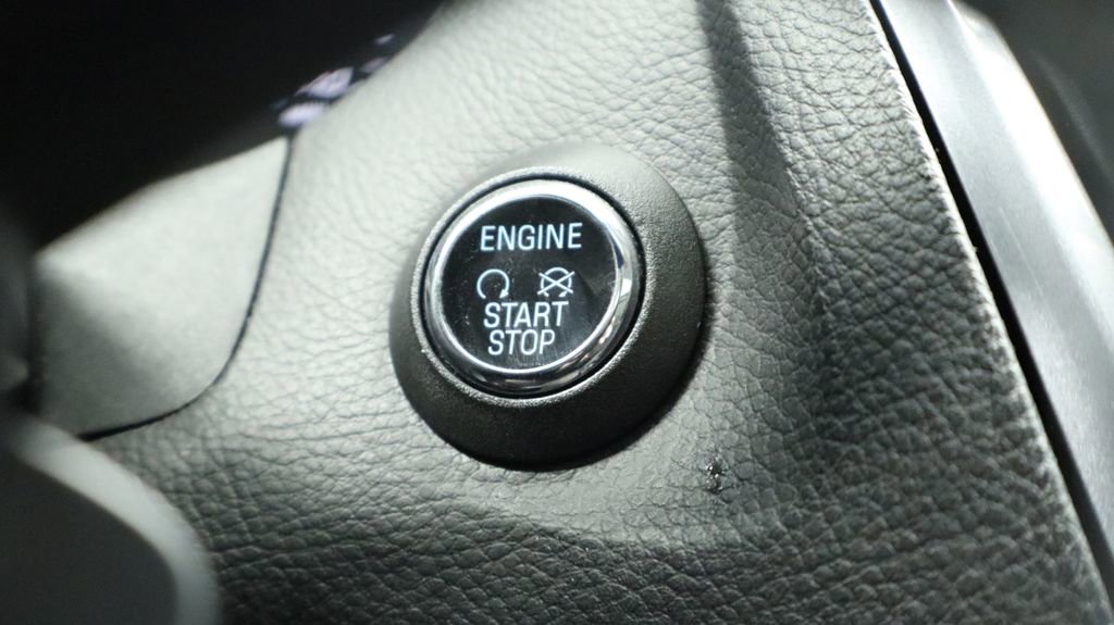 Thumbnail: 2013 Ford Focus - 28