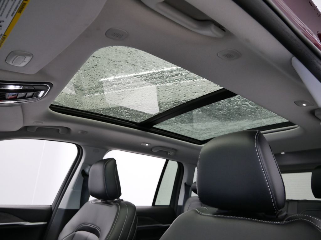 Thumbnail: 2024 Jeep Grand Cherokee - 4