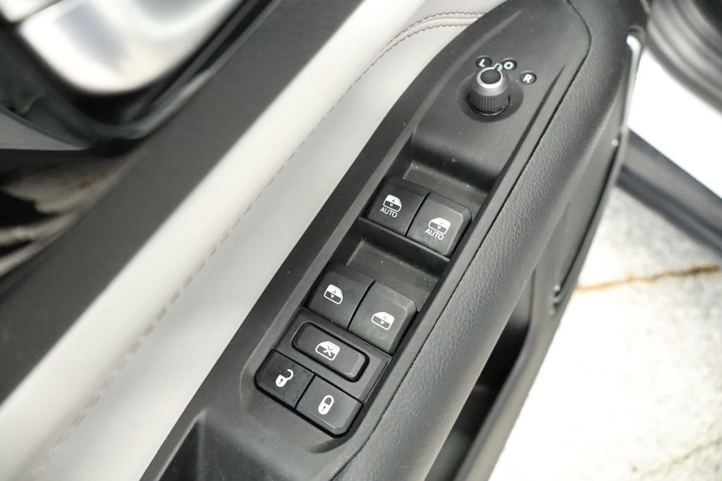 Thumbnail: 2024 Jeep Compass - 32