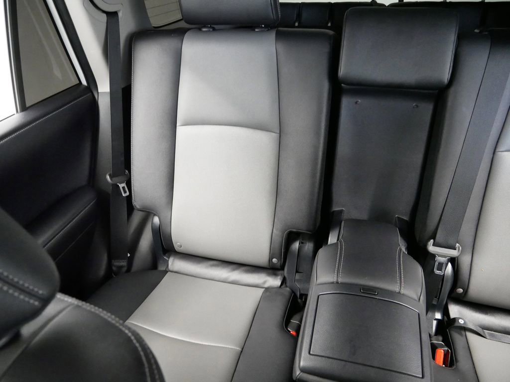 Thumbnail: 2020 Toyota 4Runner - 18