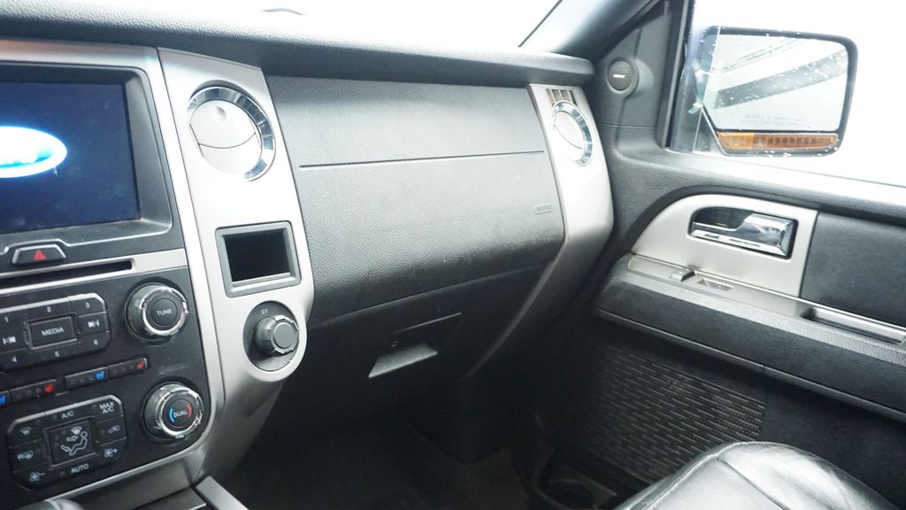 Thumbnail: 2017 Ford Expedition EL - 32