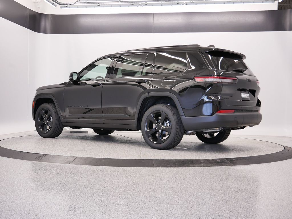 Thumbnail: 2025 Jeep Grand Cherokee L - 45