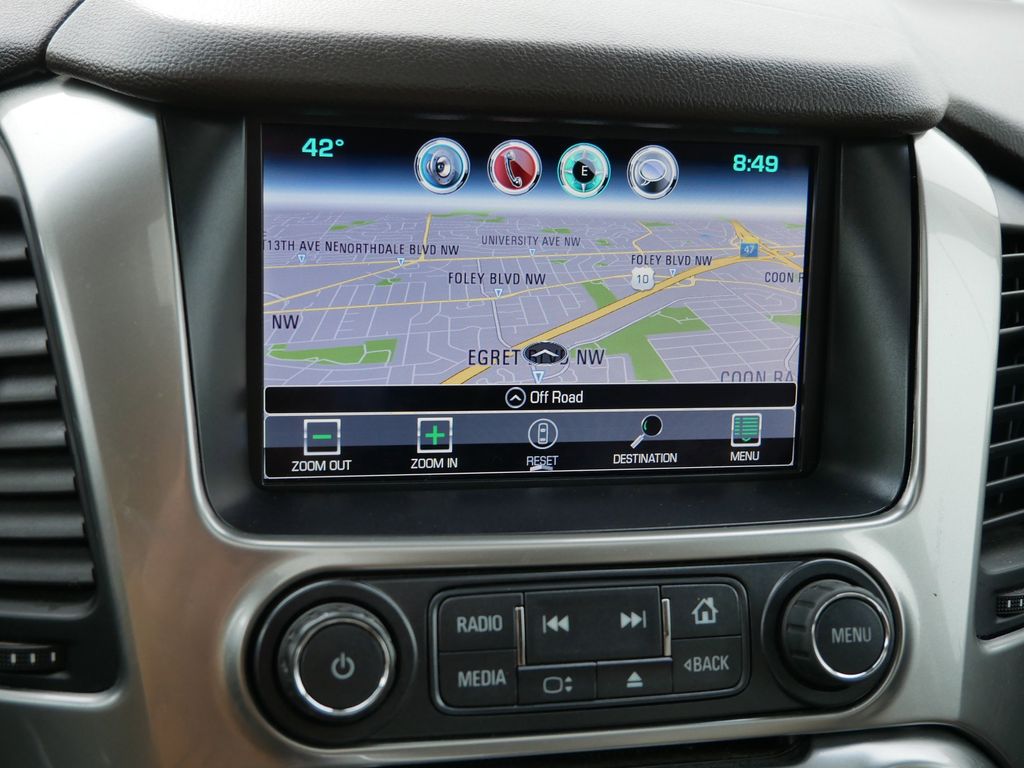 Thumbnail: 2016 Chevrolet Tahoe - 32