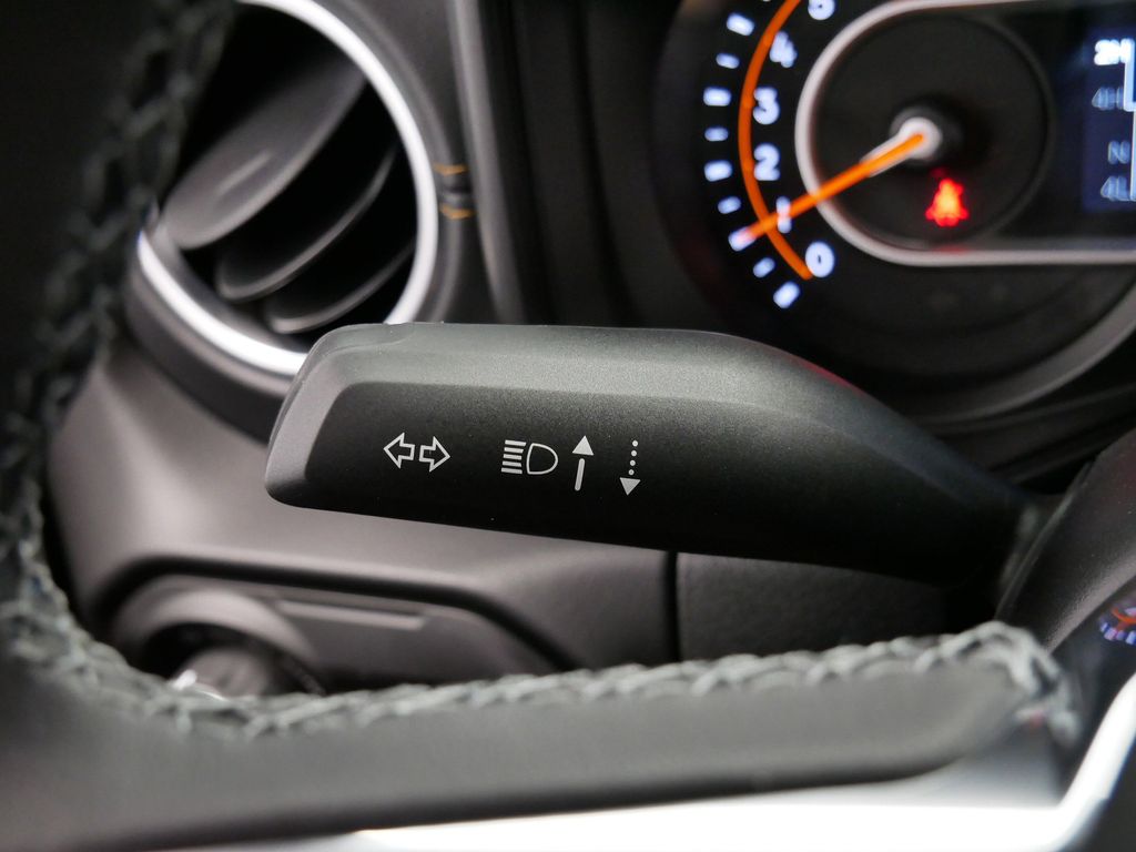 Thumbnail: 2025 Jeep Wrangler - 25