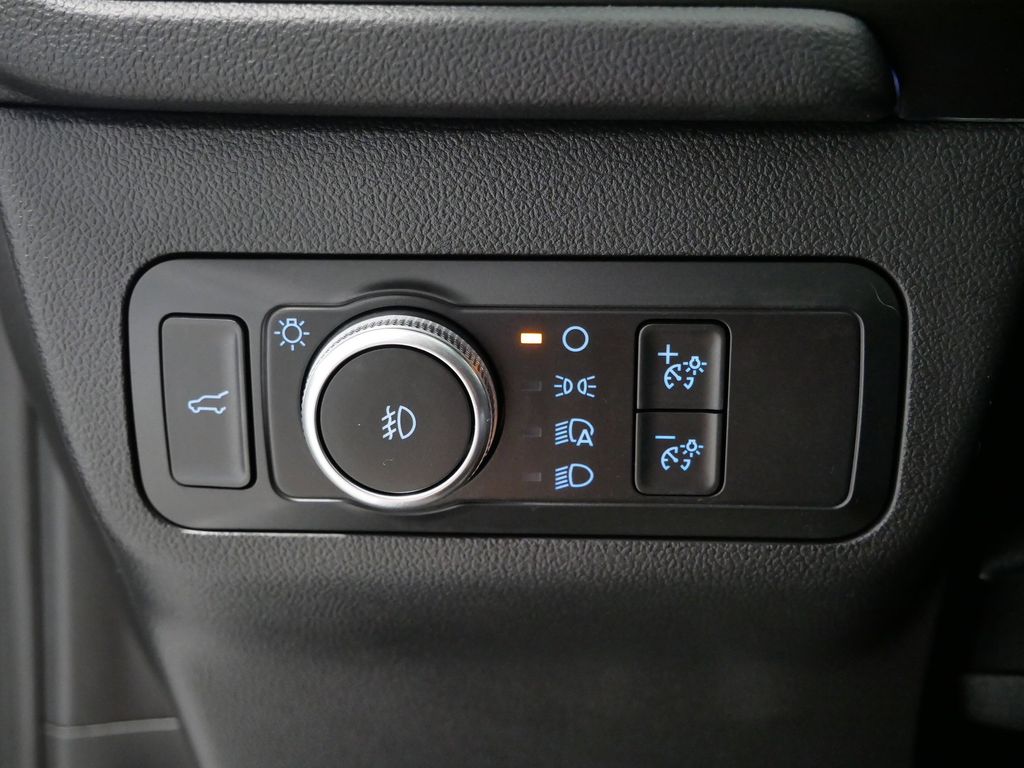 Thumbnail: 2020 Ford Escape - 27