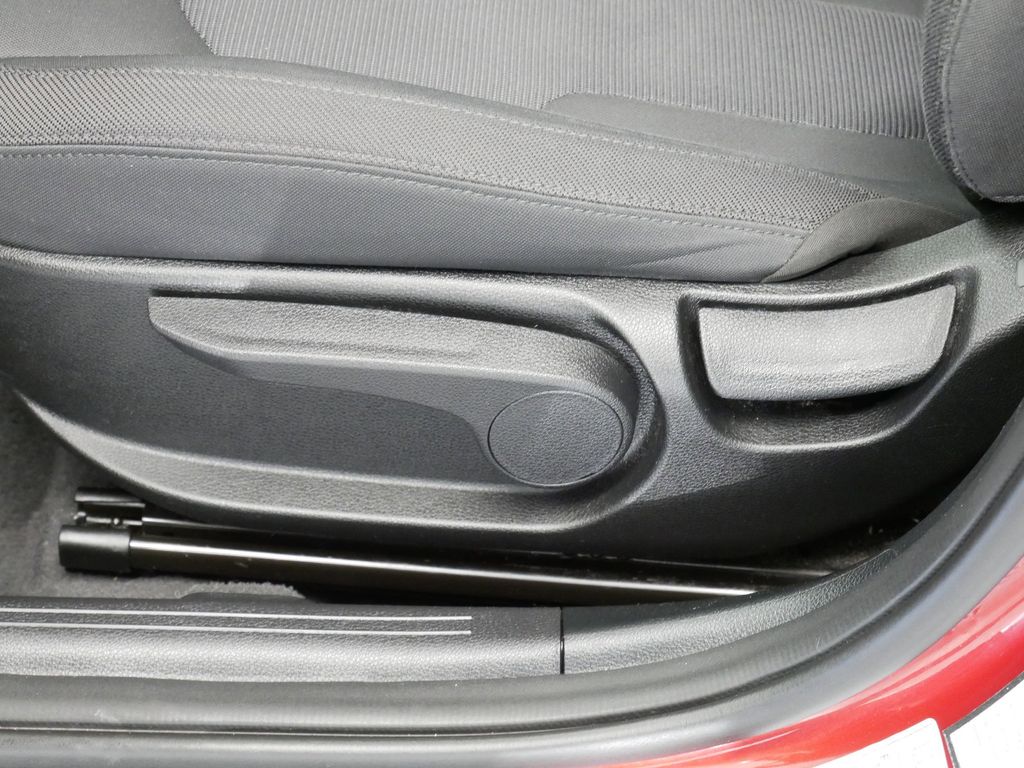 Thumbnail: 2022 Kia K5 - 4