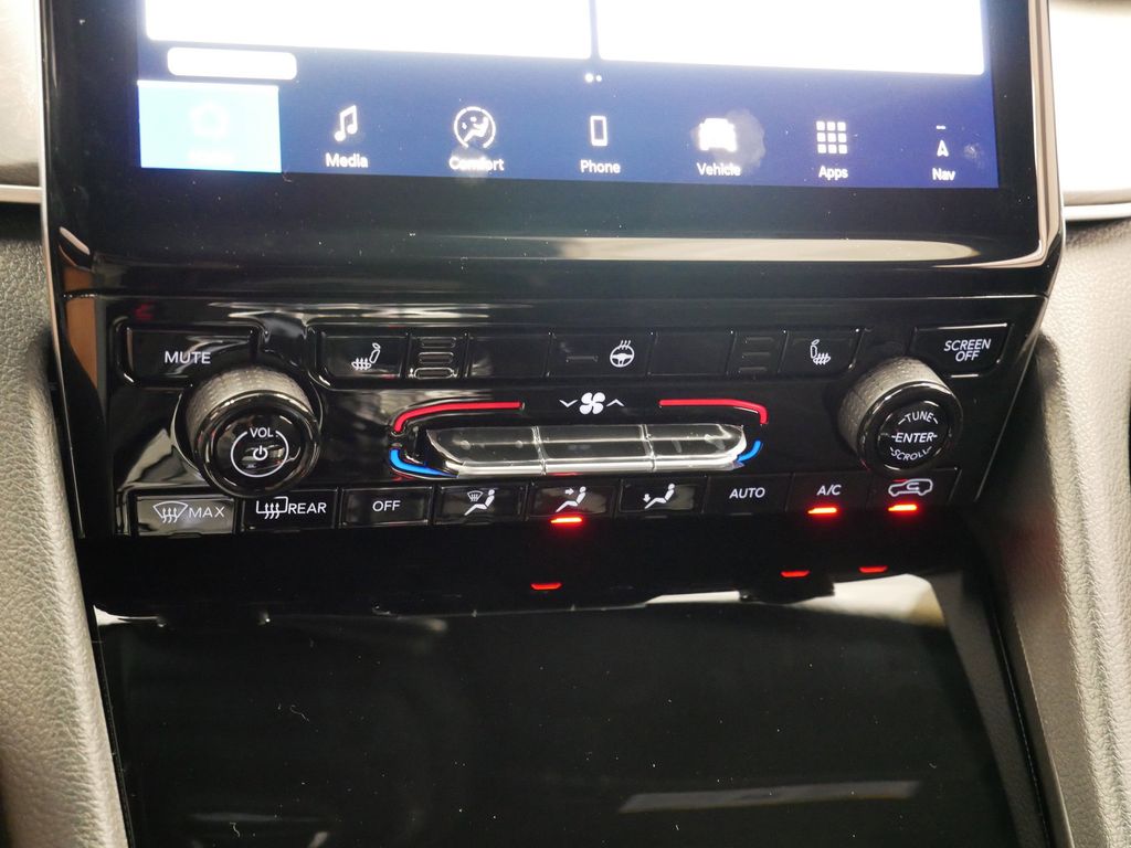 Thumbnail: 2025 Jeep Grand Cherokee - 36