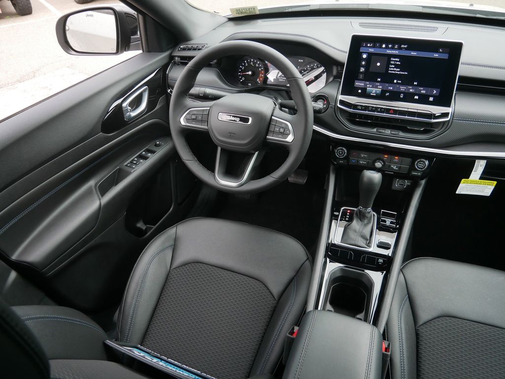 Thumbnail: 2025 Jeep Compass - 13