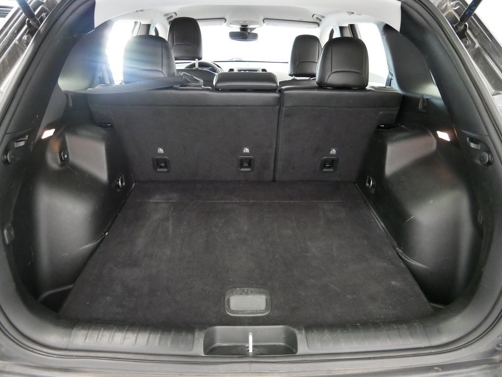 Thumbnail: 2022 Jeep Cherokee - 13