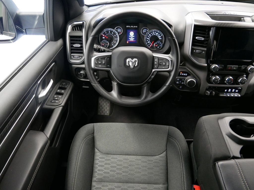Thumbnail: 2025 RAM 1500 - 10