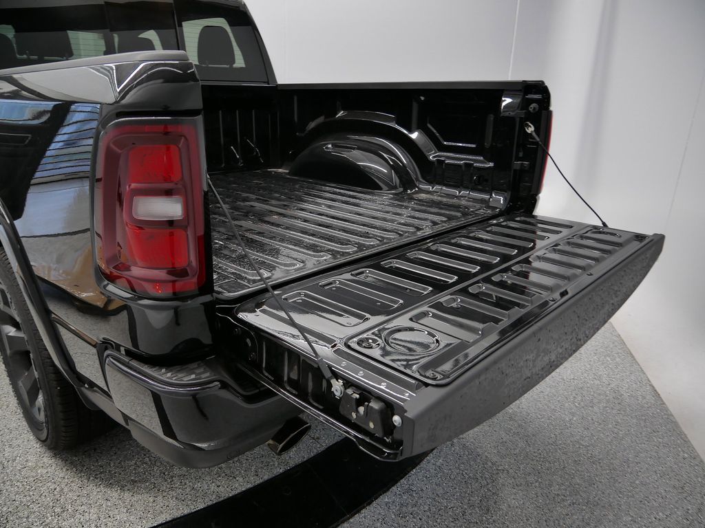 Thumbnail: 2026 RAM 1500 - 12