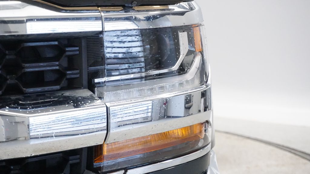 Thumbnail: 2017 Chevrolet Silverado 1500 - 12