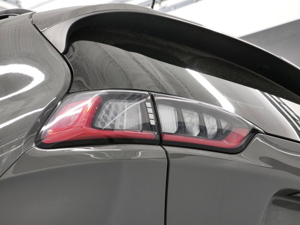 Thumbnail: 2022 Jeep Cherokee - 51