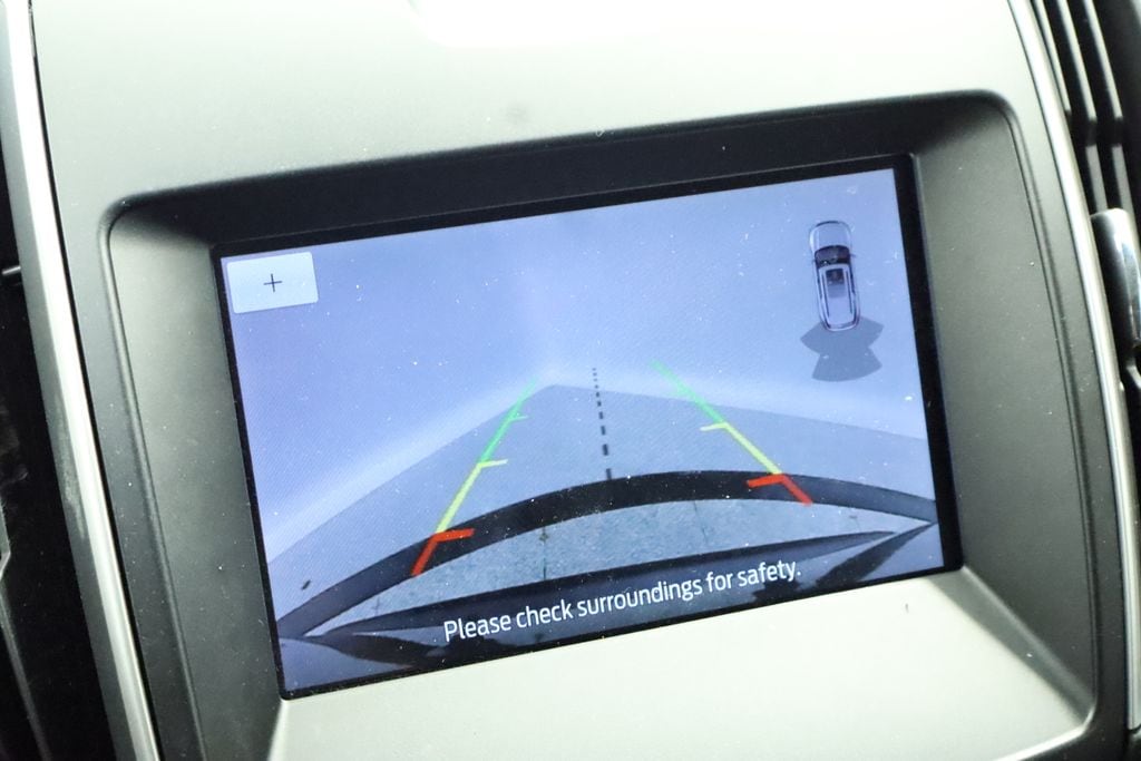 Thumbnail: 2020 Ford Edge - 41