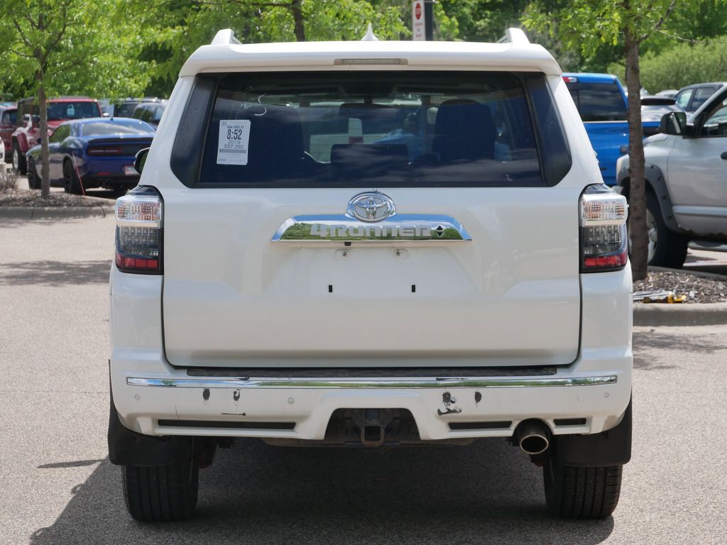 Thumbnail: 2019 Toyota 4Runner - 4