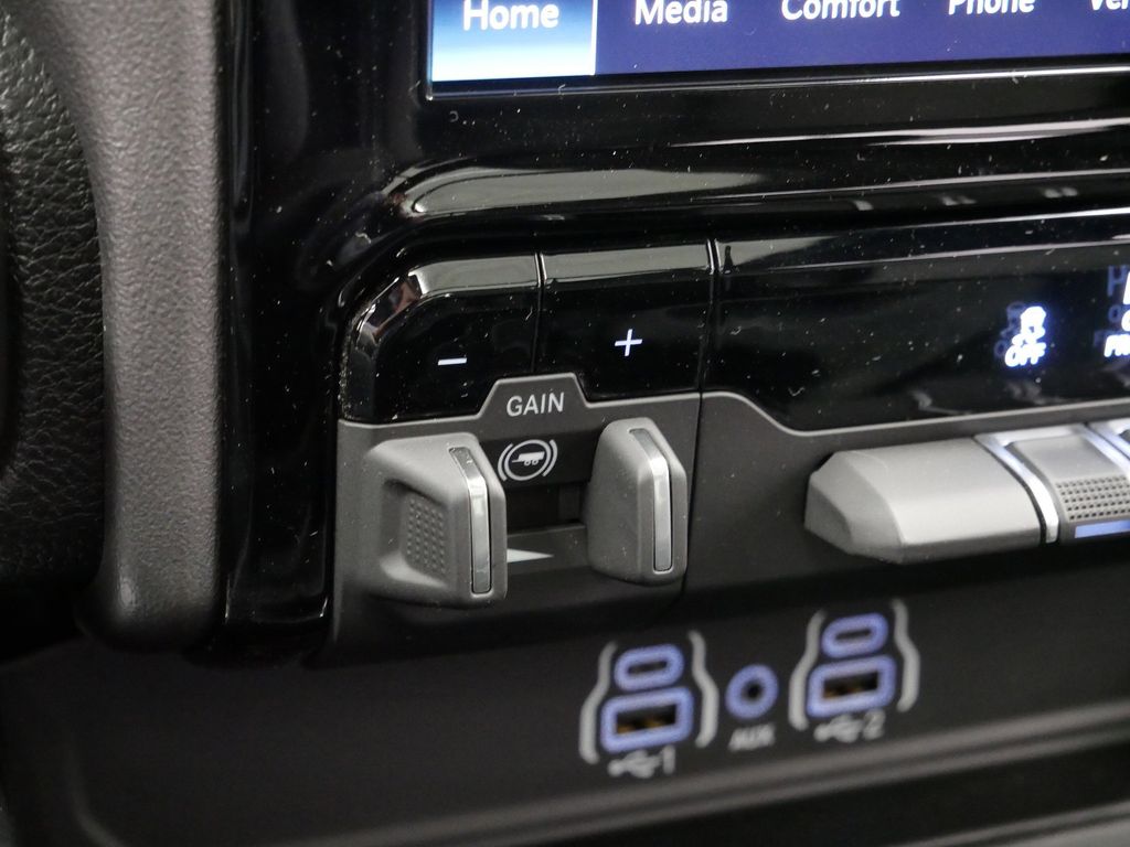 Thumbnail: 2026 RAM 1500 - 36