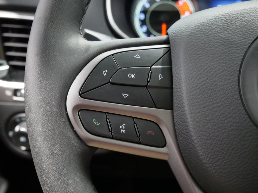 Thumbnail: 2022 Jeep Cherokee - 25