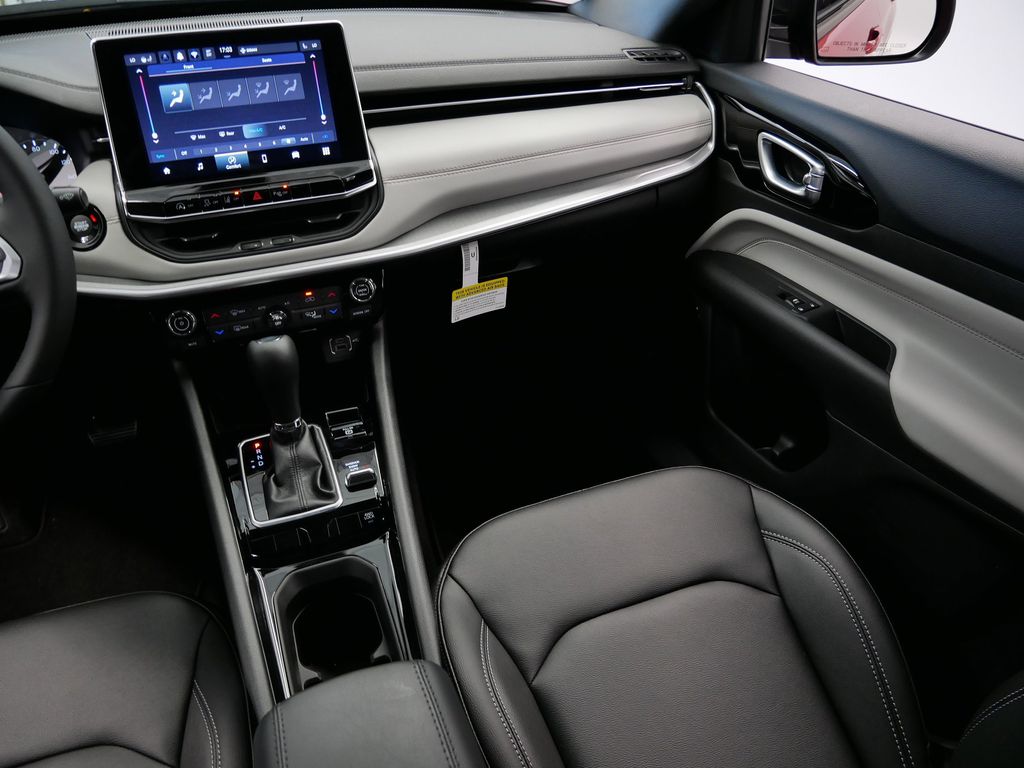 Thumbnail: 2025 Jeep Compass - 14