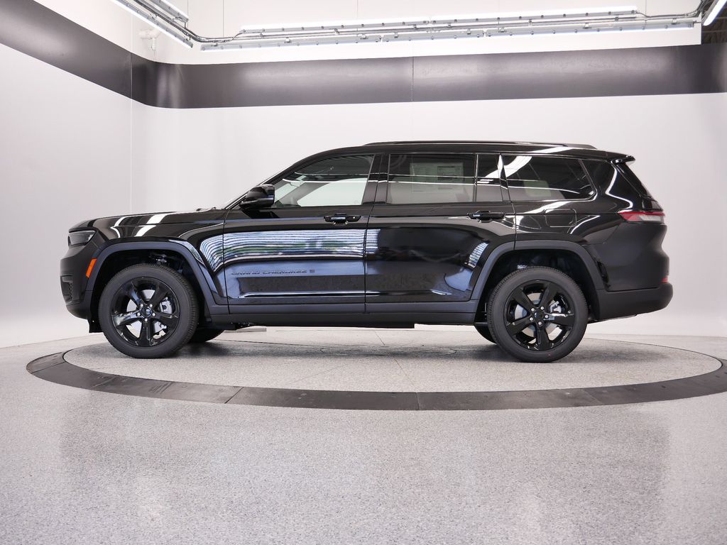 Thumbnail: 2025 Jeep Grand Cherokee L - 44