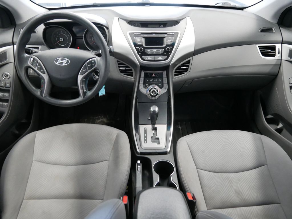 Thumbnail: 2013 Hyundai Elantra - 25