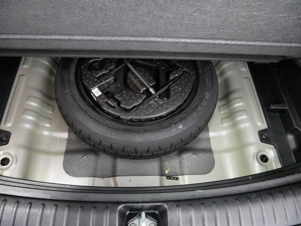 Thumbnail: 2022 Kia Seltos - 14