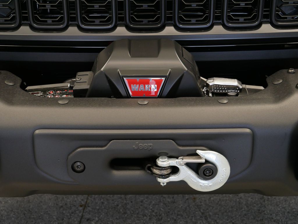 Thumbnail: 2025 Jeep Wrangler - 20