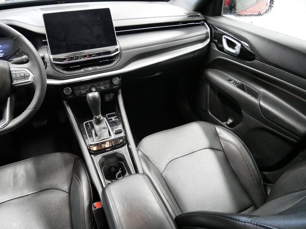 Thumbnail: 2023 Jeep Compass - 27