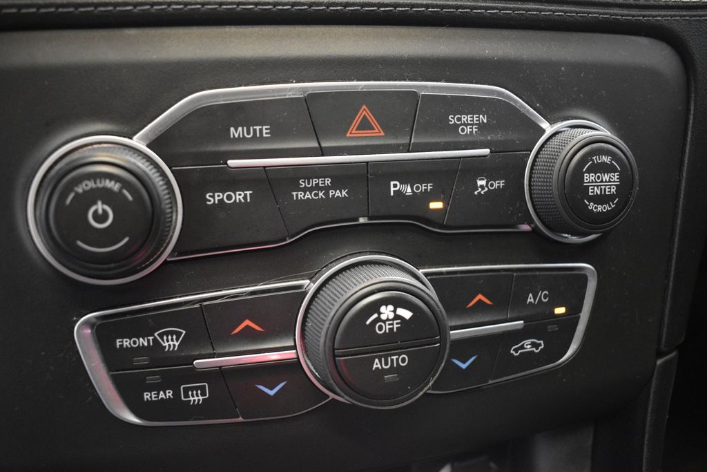 Thumbnail: 2022 Dodge Charger - 43