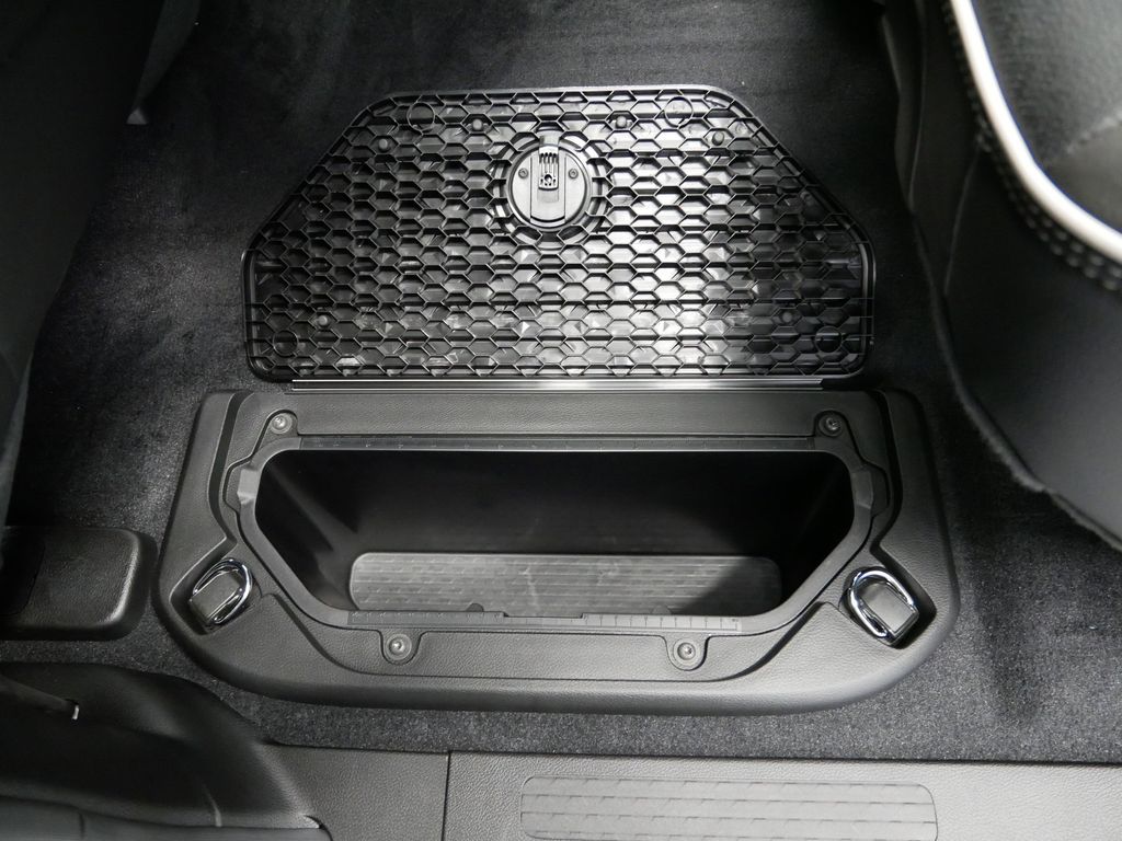 Thumbnail: 2026 RAM 1500 - 13