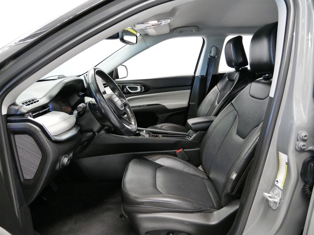 Thumbnail: 2022 Jeep Compass - 3