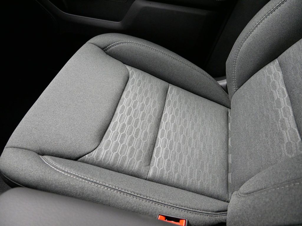 Thumbnail: 2026 RAM 1500 - 34