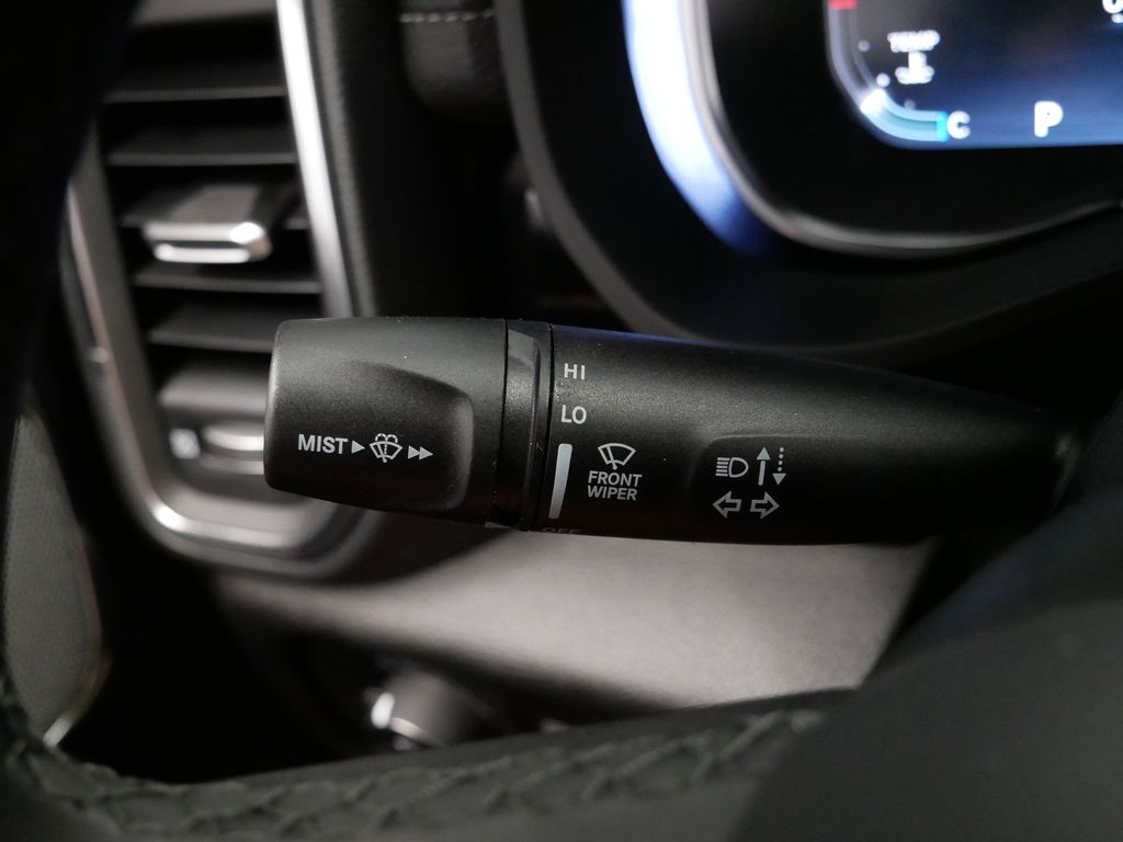 Thumbnail: 2026 RAM 1500 - 28