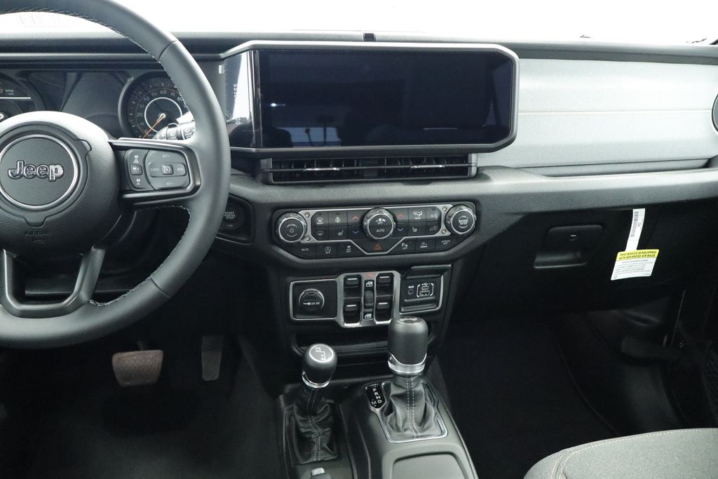 Thumbnail: 2026 Jeep Wrangler - 22