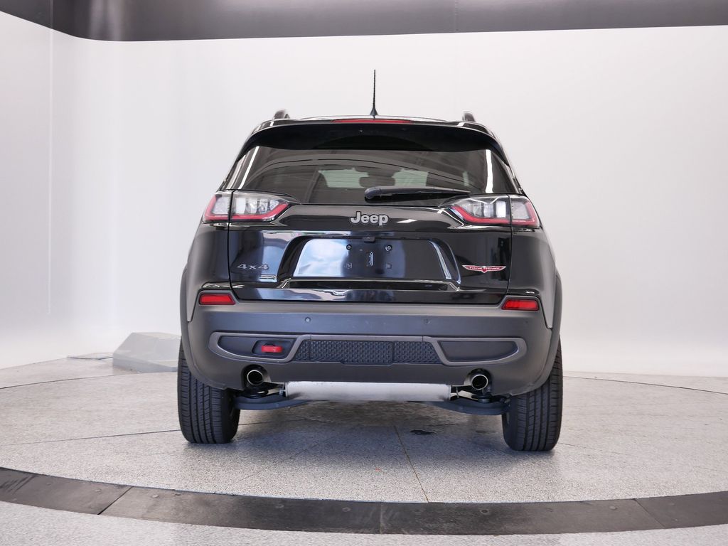 Thumbnail: 2022 Jeep Cherokee - 4