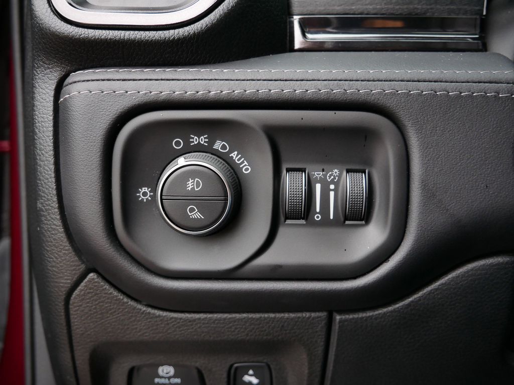 Thumbnail: 2023 RAM 1500 - 23