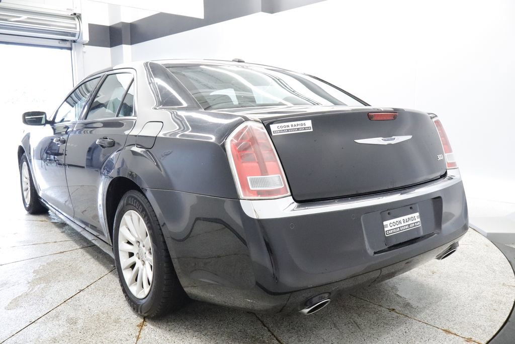Thumbnail: 2014 Chrysler 300 - 10