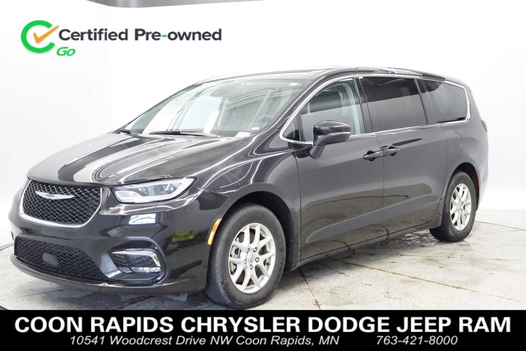 Thumbnail: 2023 Chrysler Pacifica - 1