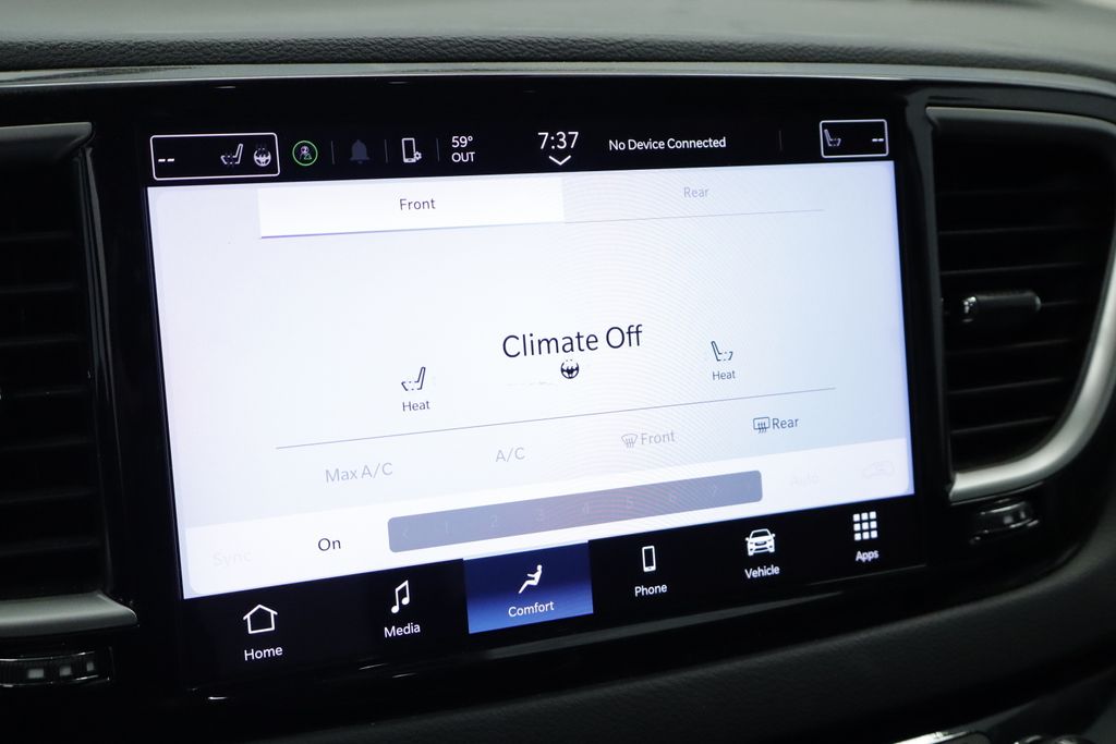 Thumbnail: 2023 Chrysler Pacifica - 32