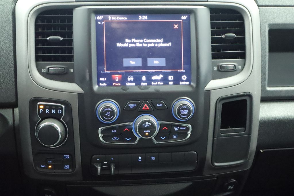 Thumbnail: 2019 RAM 1500 Classic - 27