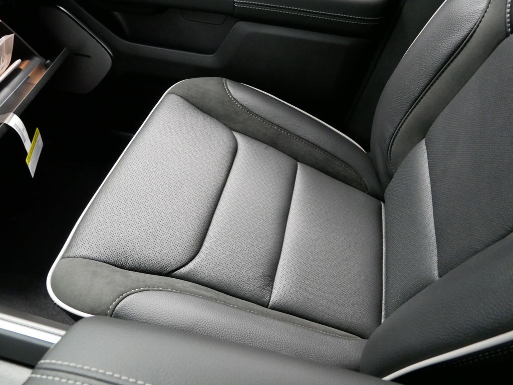 Thumbnail: 2026 RAM 1500 - 42