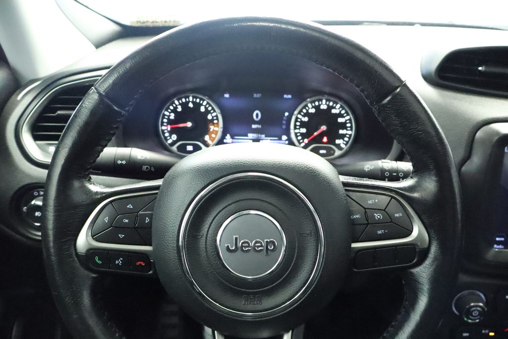 Thumbnail: 2018 Jeep Renegade - 35