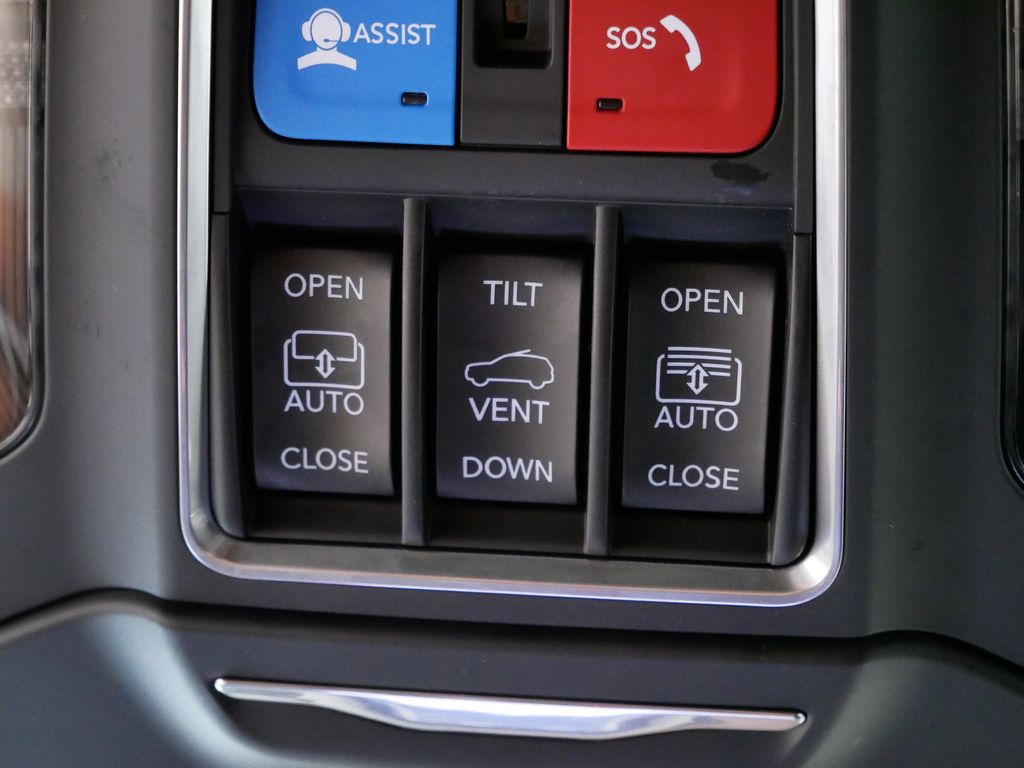 Thumbnail: 2024 Jeep Grand Cherokee - 46