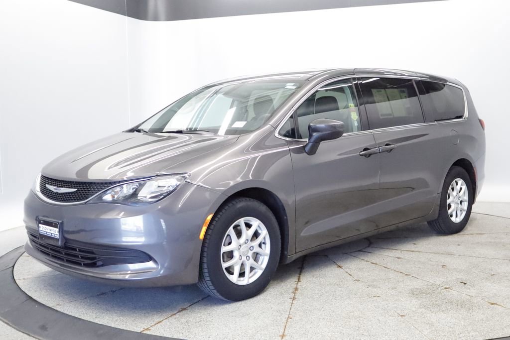 2017 Chrysler Pacifica LX -
                  Coon Rapids, MN