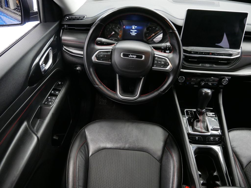 Thumbnail: 2022 Jeep Compass - 12