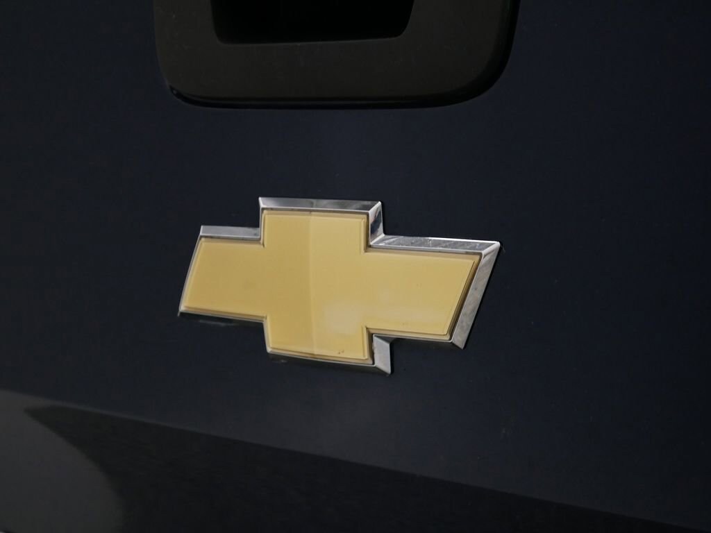 Thumbnail: 2011 Chevrolet Silverado 1500 - 20