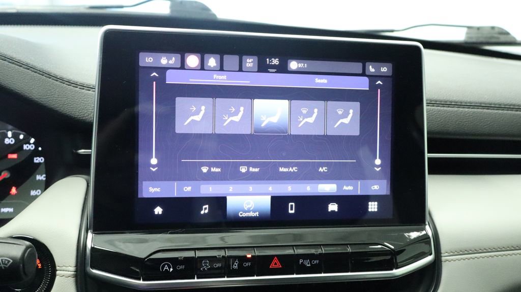 Thumbnail: 2023 Jeep Compass - 38