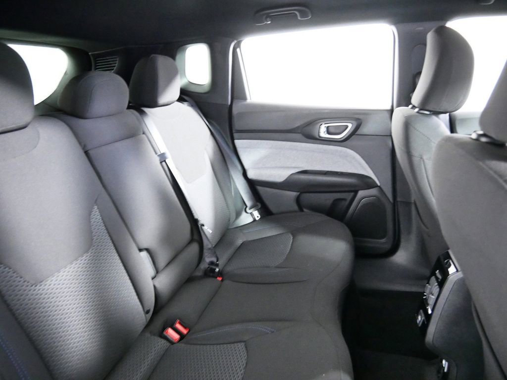 Thumbnail: 2024 Jeep Compass - 27