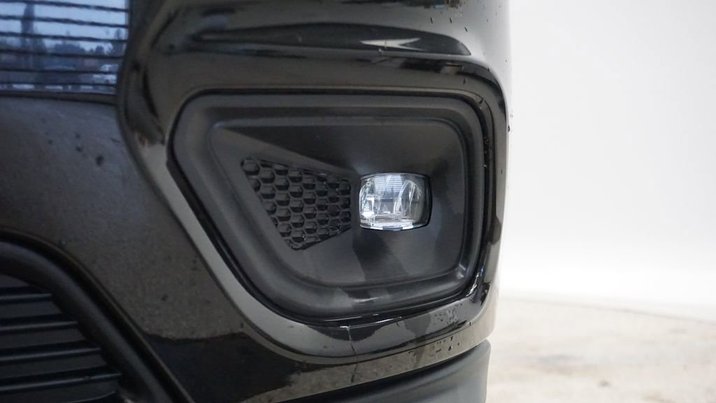 Thumbnail: 2019 Jeep Cherokee - 13